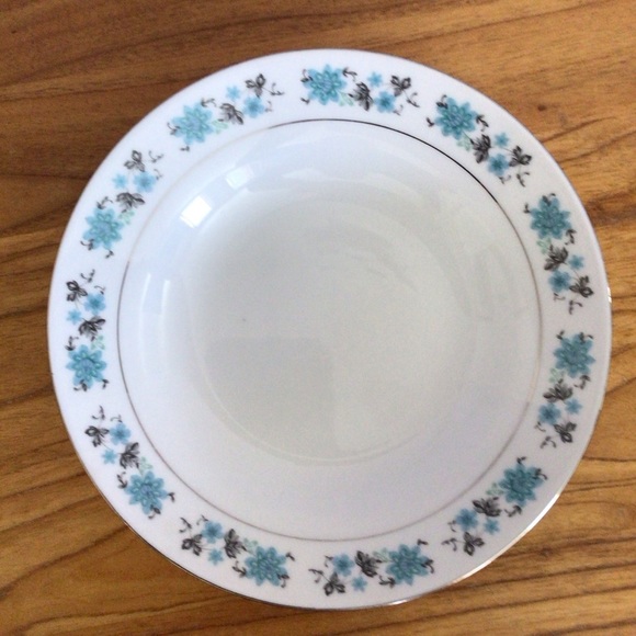 Vintage Blue Floral Rimmed Soup Bowl - Set of 4 - Picture 6 of 11